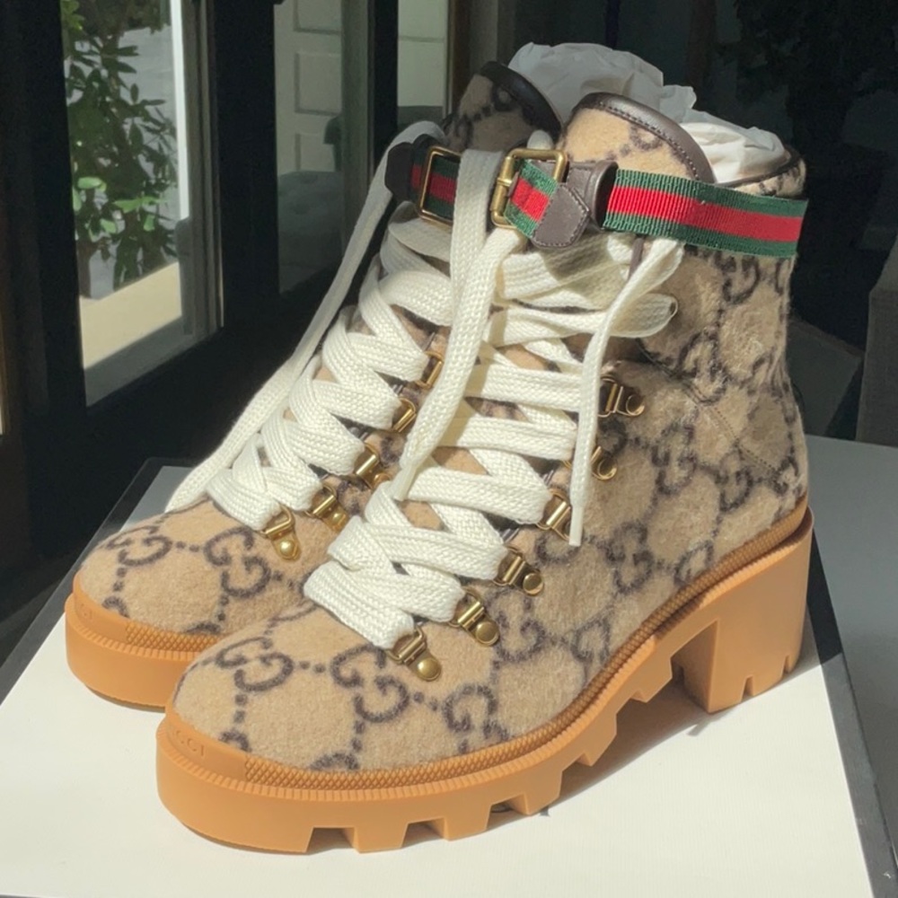 NEW!! Gucci Tweed Boots Sold Out! - Picture 2 of 9